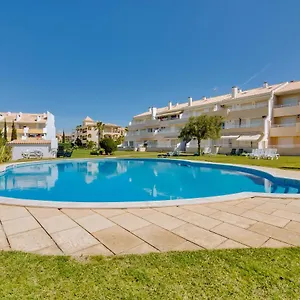 https://falesia-ii-nice-apartment-vilamoura.hotelaalgarve.com